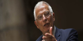Borrell: "La solución en Venezuela no es una intervención militar de EEUU"
