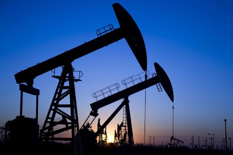 Rusia dice que acuerdo petrolero retiró casi 9 millones de barriles diarios