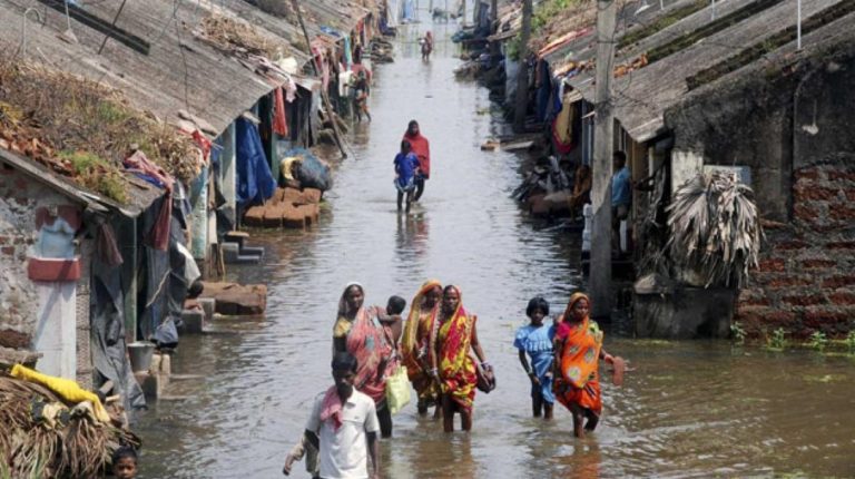 Lluvias e inundaciones matan a más de 500 personas en el sur de Asia