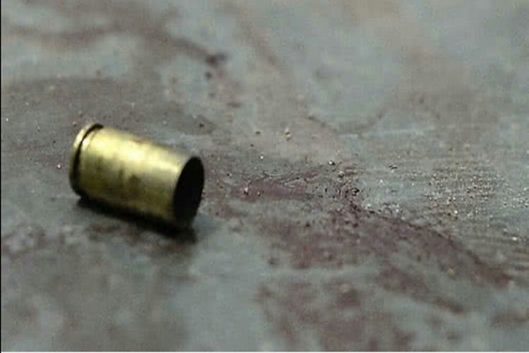 Una bala perdida mata a una mujer en Caracas