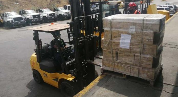 Naciones Unidas donó 180 mil guantes a Venezuela para el personal de salud