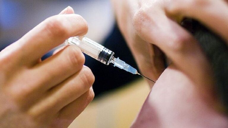 El «gran reto» para la vacunación global contra el coronavirus es el acceso a las dosis