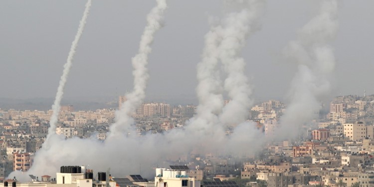 Los enfrentamientos entre Gaza e Israel siguen sin tregua en su quinto día
