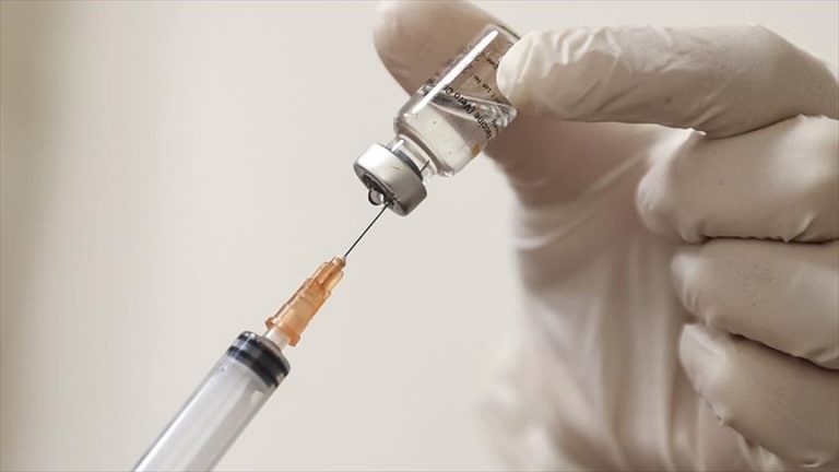 Menos del 20% de la población en Latinoamérica ha sido vacunada por completo contra la covid