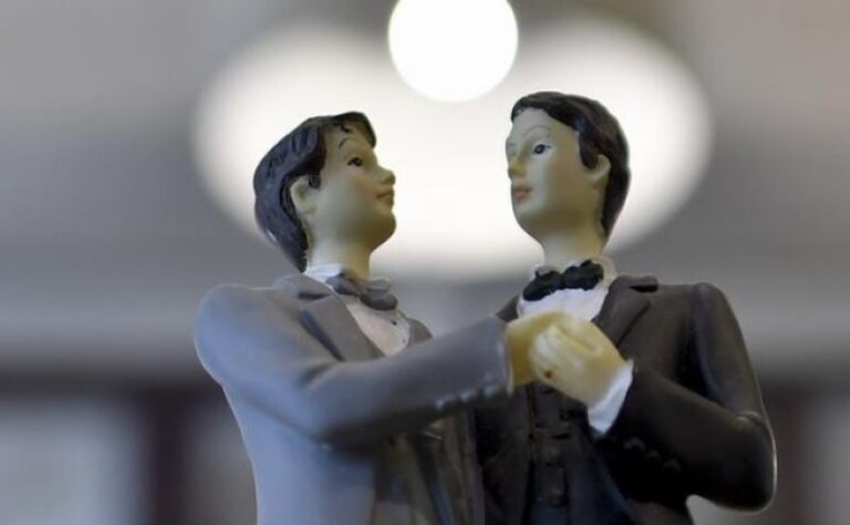 El Senado de Chile aprueba el matrimonio gay