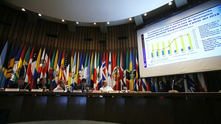 Exportaciones de América Latina crecerán 25% en 2021, según la Cepal