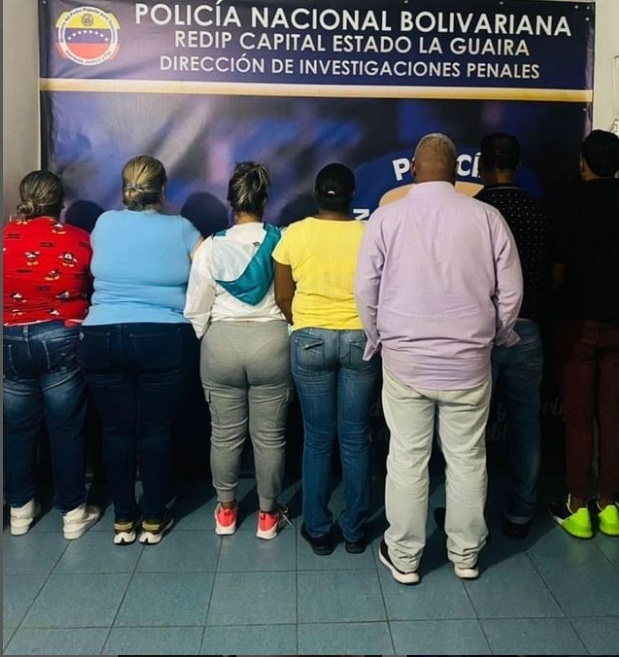 policias