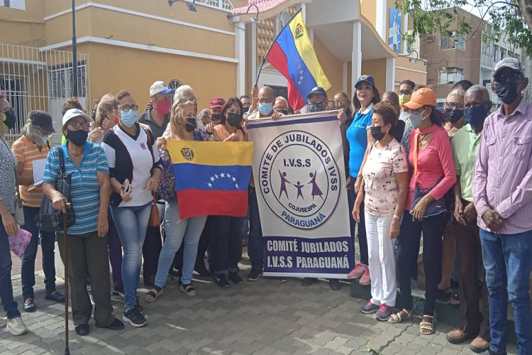 Paraguaná| Pensionados y jubilados continúan a la espera del bono recreacional