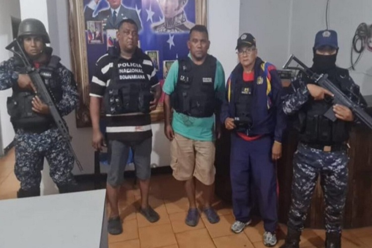 ¡Sanos y salvos! Rescatan a dos personas estafadas por Marketplace en Aragua