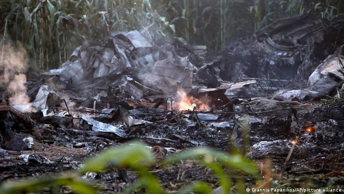 Fallecen ocho personas en accidente de avión en Grecia: estaba cargado con municiones