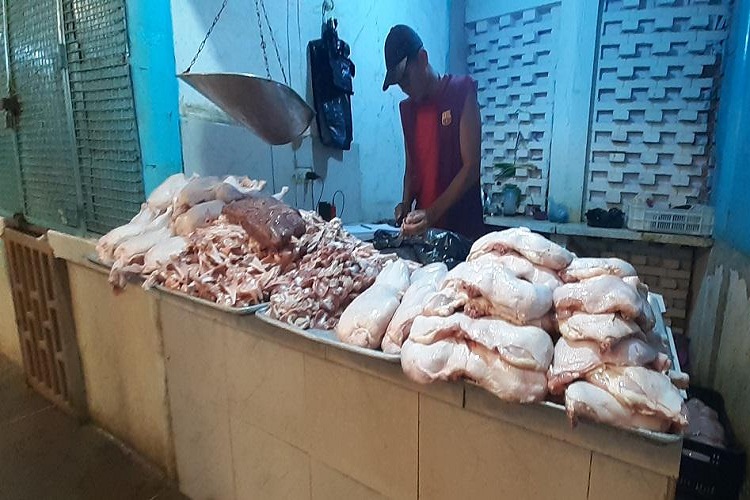 Pollo que pasa por las trochas llega contaminado al Táchira