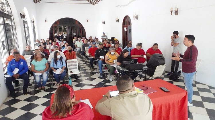 Equipo político municipal afina detalles para elecciones de jefes de UBCH en Miranda