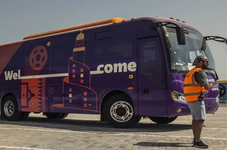 Qatar inicia prueba de autobuses para el Mundial