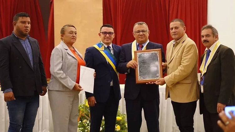 Alcalde de Miranda y Cámara Municipal celebran Día de la Biblia en sesión especial