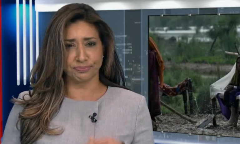 Presentadora de noticias se tragó una mosca en plena transmisión en vivo