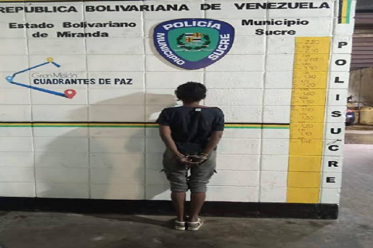 Polisucre captura a pareja roba quintas en Caracas