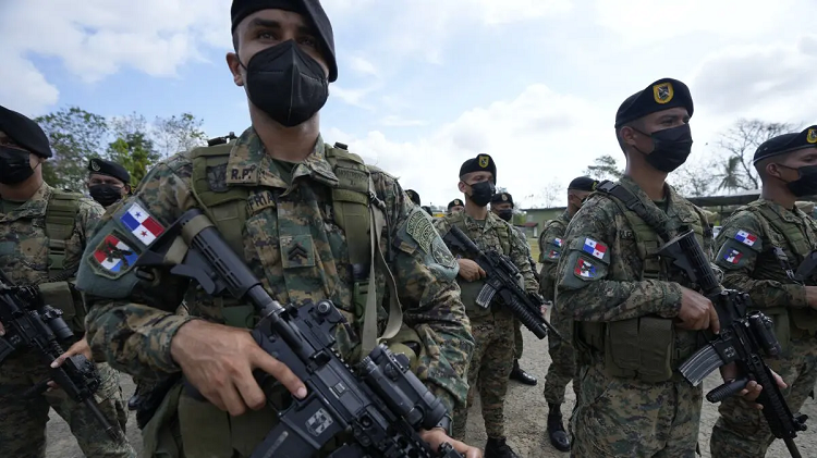 Panamá despliega 300 militares en el Darién