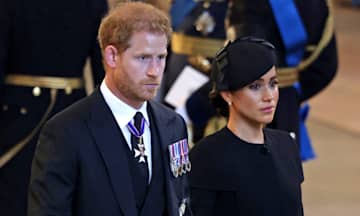 Príncipe Harry y Meghan Markle no fueron invitados a cena en honor a Reina Isabel