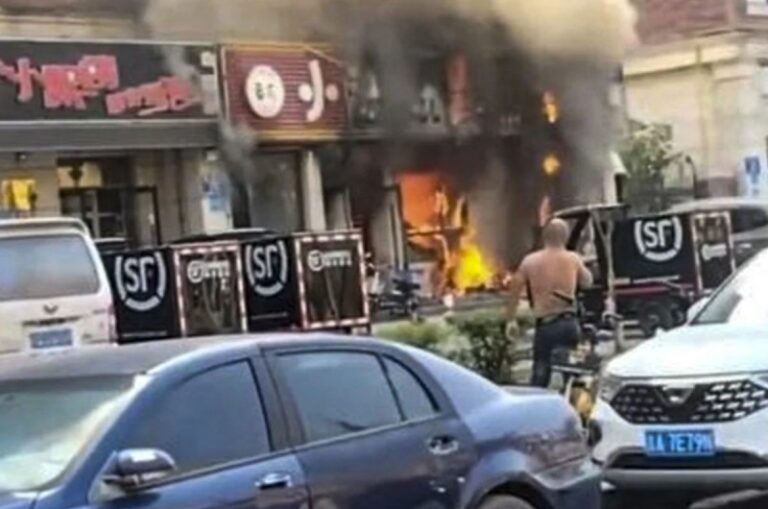 Al menos 17 muertos deja incendio en un restaurante en el noreste de China