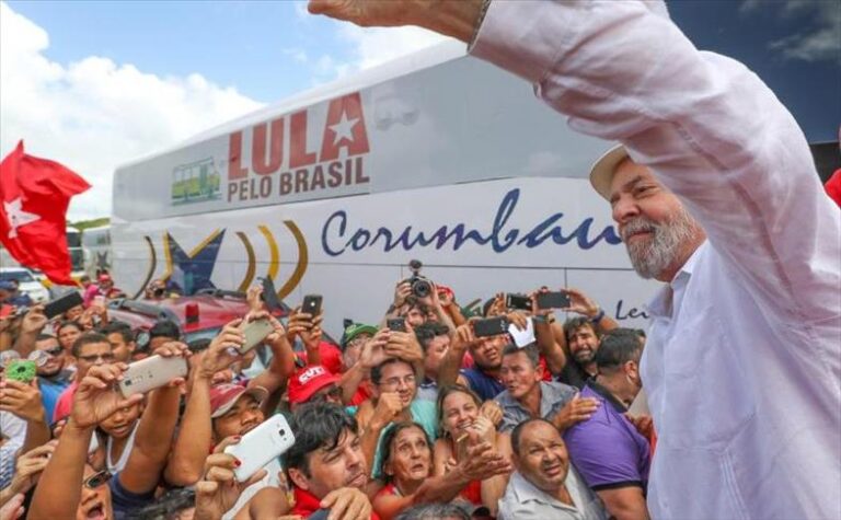 Lula sigue liderando encuestas por intención de voto en Brasil