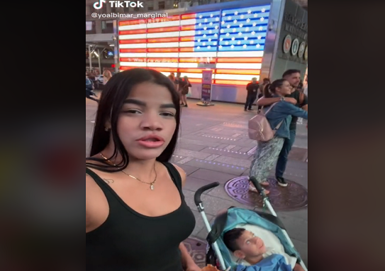 Artistas venezolanos reaccionaron a la venezolana que llegó a Nueva York con su hijo (+Video)