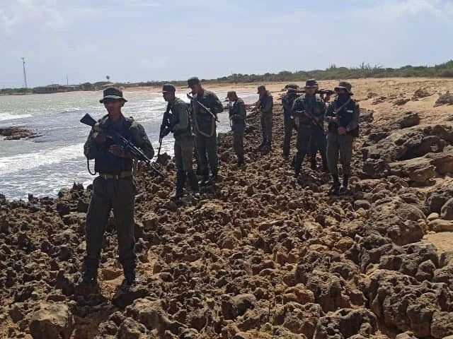 FANB localiza bulto de droga en Puerto Escondido
