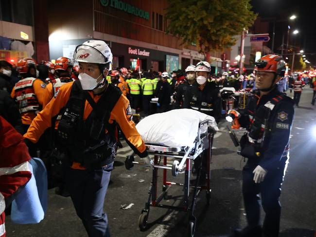 Cifra de muertos aumenta a 149 durante estampida humana en celebraciones de Halloween en Seúl