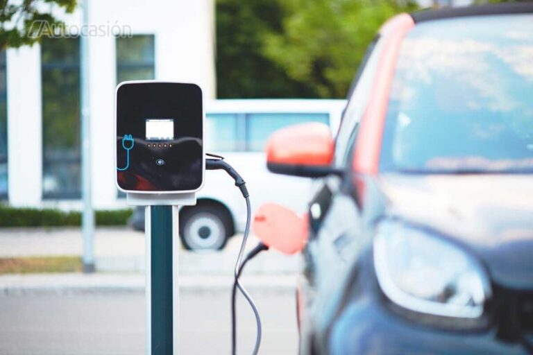 UE considera «inaceptable» el plan estadounidense de créditos para automóviles eléctricos