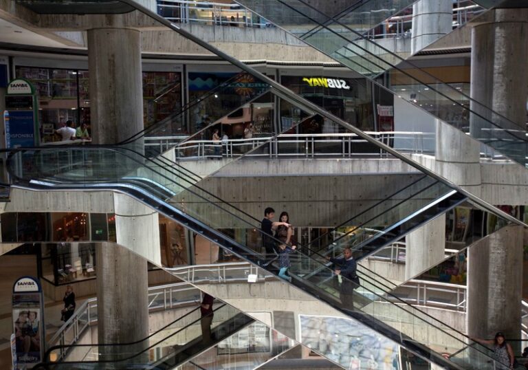 Cavececo: En la última semana empezamos a ver una reactivación del consumo en los centros comerciales