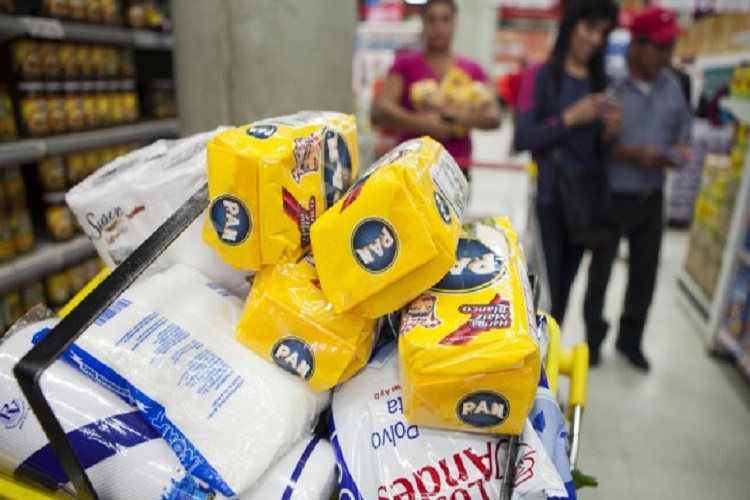Canasta alimentaria en agosto se ubicó en Bs. 2.352,54 equivalente a $365,30