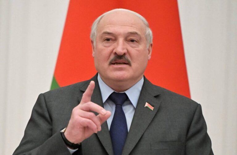Lukashenko dice que ahora se da «una situación única» para poner fin al conflicto en Ucrania