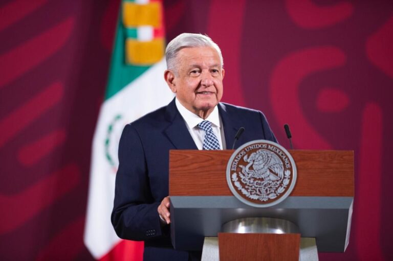 Presidente de México pide a EEUU restablecer relación con Venezuela ante crisis migratoria