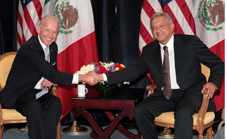 Biden y López Obrador hablan sobre migración por teléfono