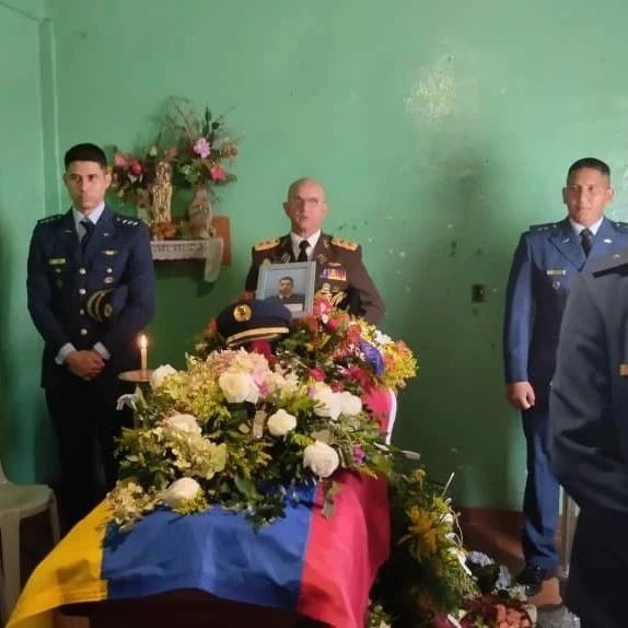 Familiares en Niquitao despidieron al Tte. José Rivas que falleció en accidente de aviación en Amazonas