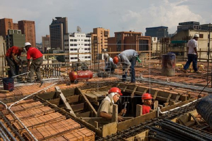 Cámara Venezolana de la Construcción asegura que en corto plazo la vivienda puede incrementar número de empleos
