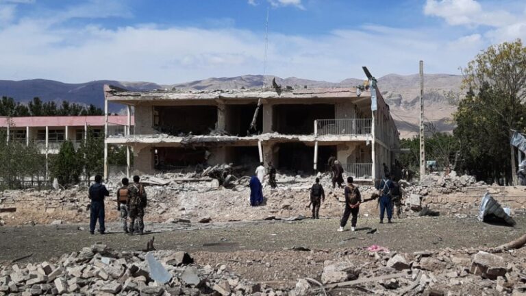 Al menos 16 muertos y 24 heridos deja explosión en el norte de Afganistán