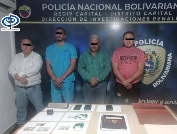 Caso Chyno Miranda: Detenidos falsos médicos de «Tía Panchita»