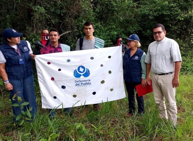 ELN libera a dos soldados secuestrados en Arauca