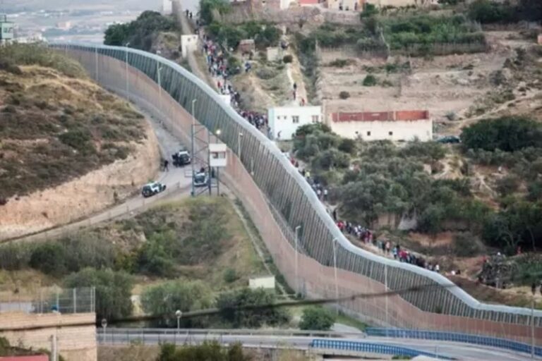 España niega que murieran emigrantes en su lado de la frontera de Melilla