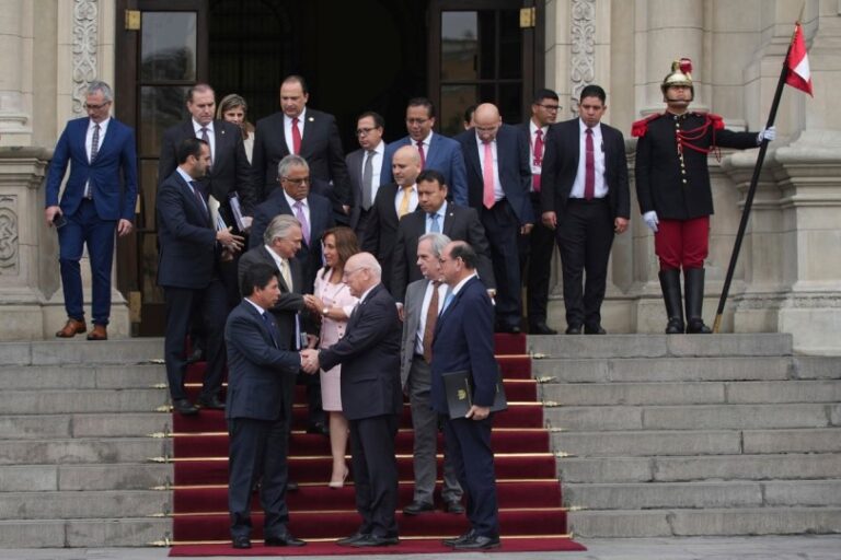 Misión de la OEA concluye visita a Perú con un llamado al diálogo