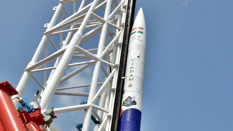 India lanza su primer cohete desarrollado por una empresa privada