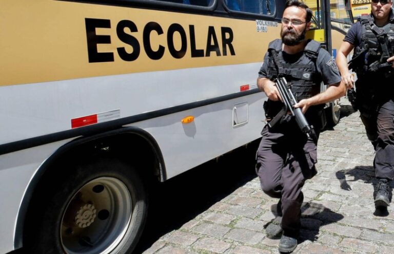 El ataque a dos escuelas en Brasil deja al menos tres muertos y nueve heridos
