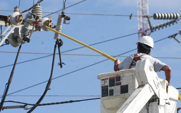 Corte eléctrico afecta varios sectores de Los Taques este sábado