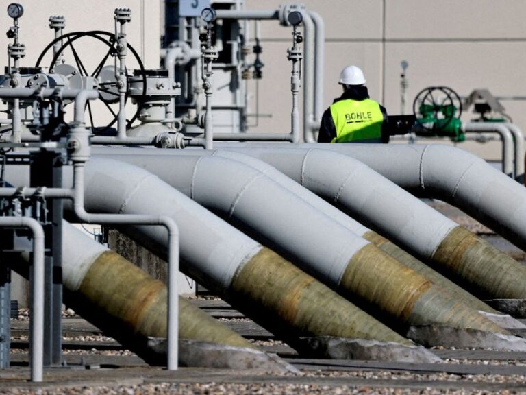 Europa corre riesgo de sufrir escasez de gas en el invierno 2023-2024, alerta la AIE