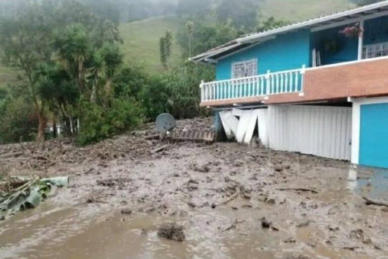 Hallan cadáver de mujer desaparecida tras las lluvias en Mérida