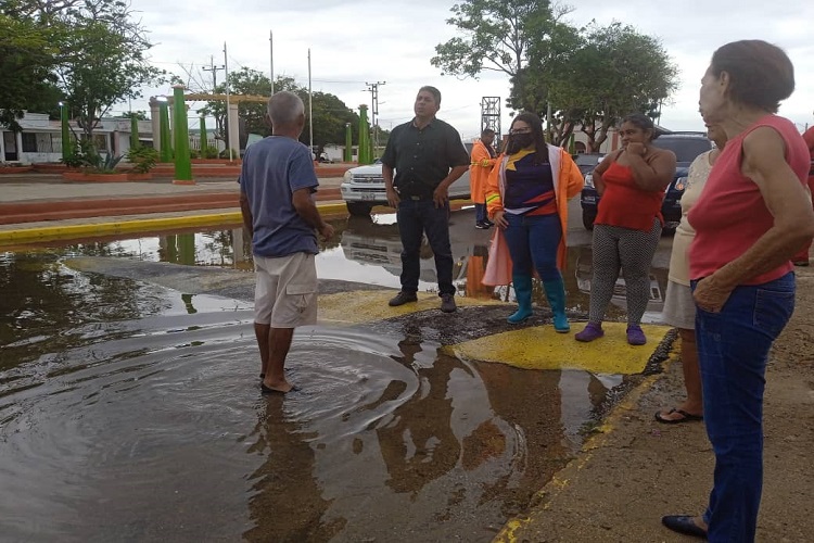 Alcaldía de Los Taques atiende emergencias y se mantiene en precaución ante las lluvias