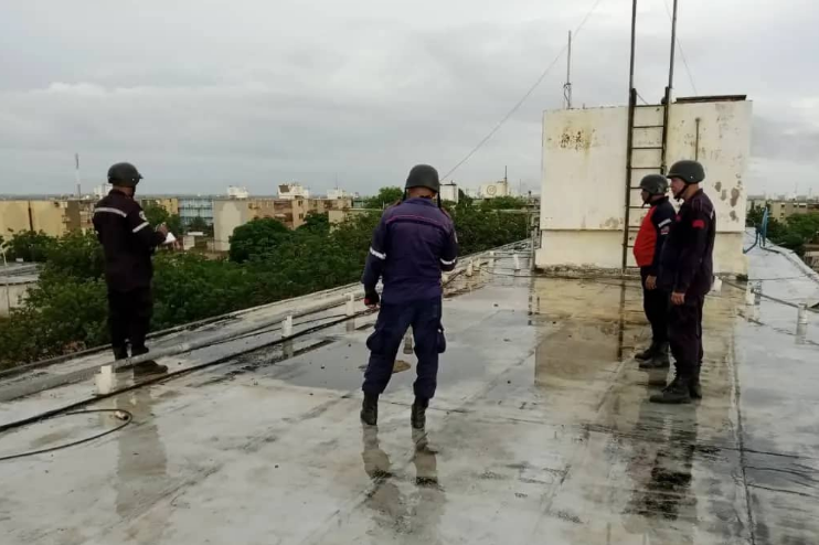 Bomberos de Coro levantan informe sobre daños del bloque 4 de La Velita