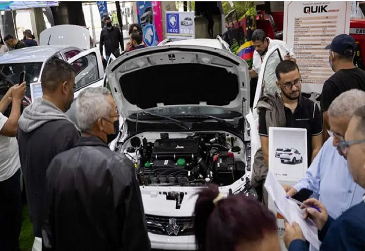 Alertan a la población sobre estafadores que pretenden comercializar vehículos iraníes
