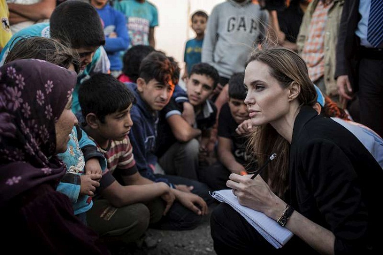 Angelina Jolie deja de ser enviada especial de la ACNUR para asumir nuevo rol
