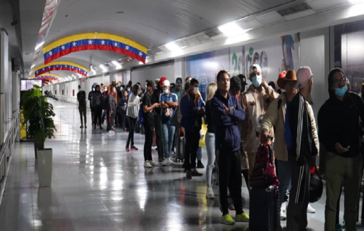 Más de 2.000 migrantes regresaron a Venezuela este 2022 a través del Plan Vuelta a la Patria